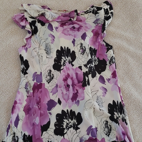 Sunny Leigh floral ruffle top - Picture 4 of 4